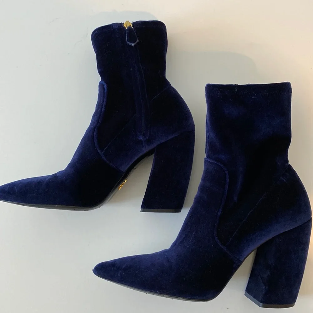 Prada velvet bootie - Picture 1 of 4